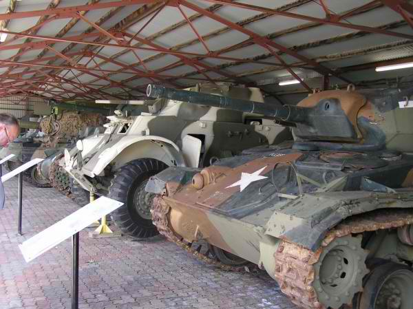Military vehicle display